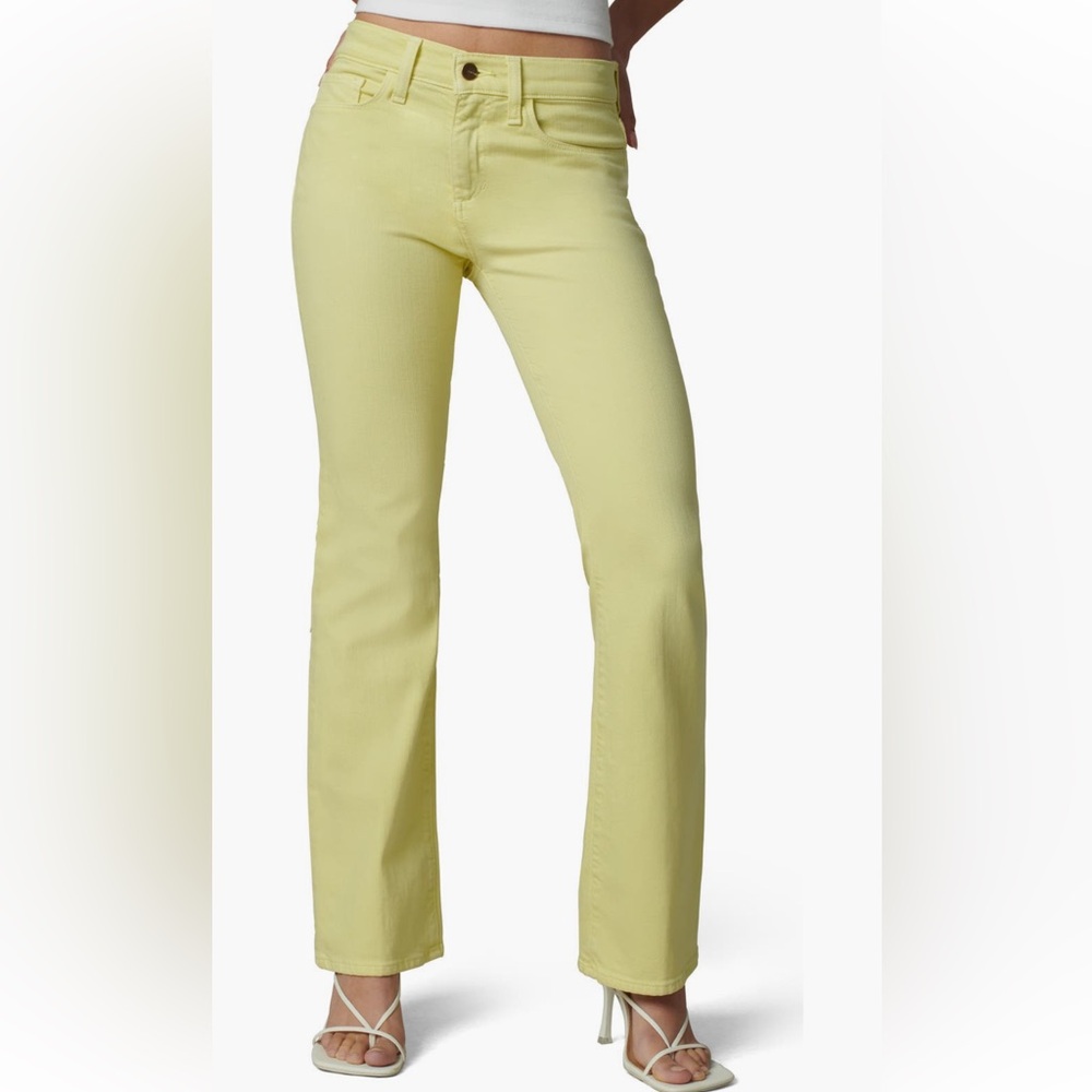 Joe’s the Provocateur Petite Boot cut Jeans 27